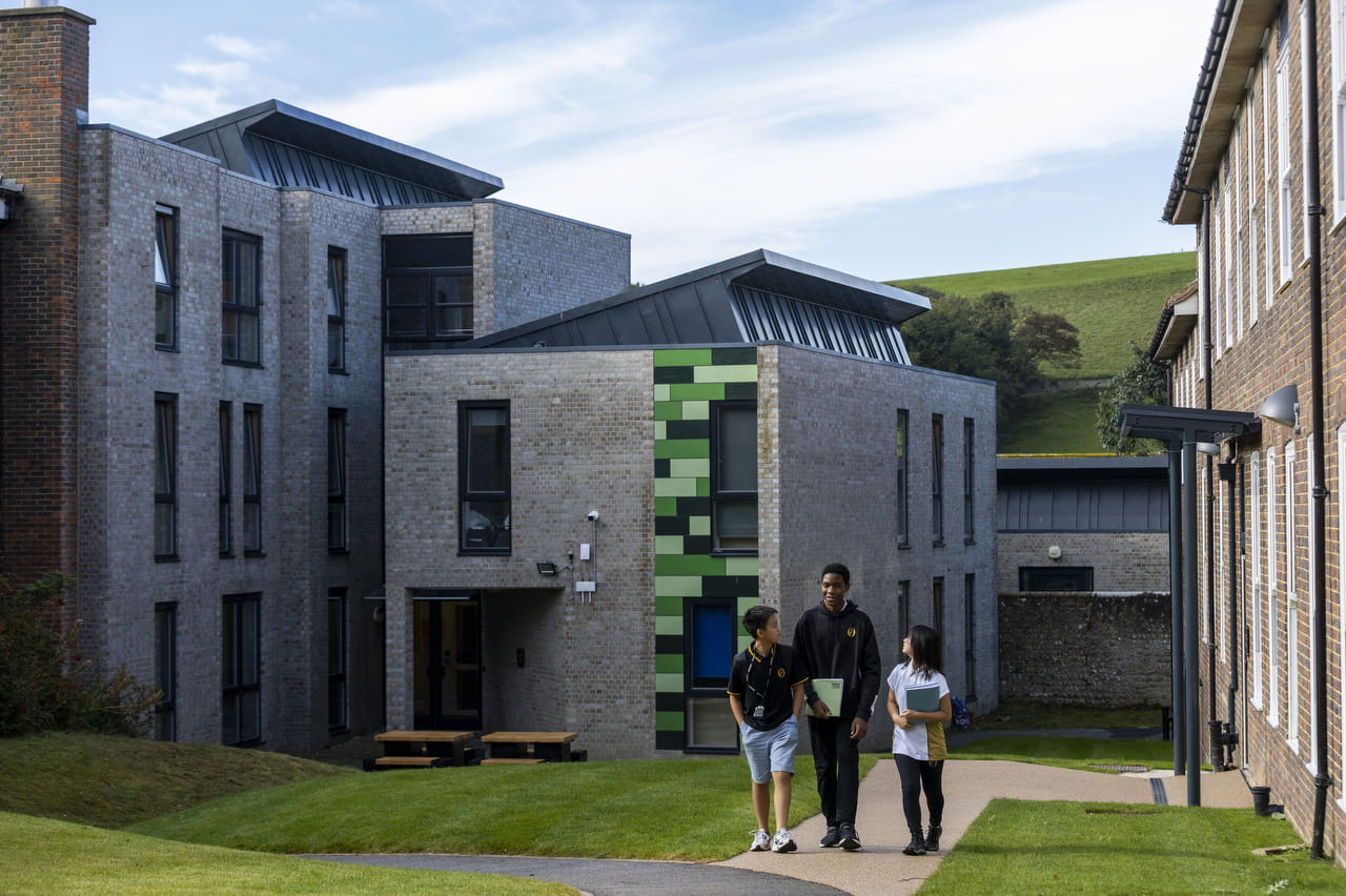 Visa Application Process | Oxford International College (OIC) Brighton - Content Page Header - OIC